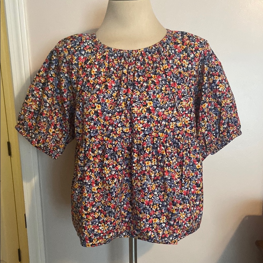 NWT Old Navy Floral Print Women's Top